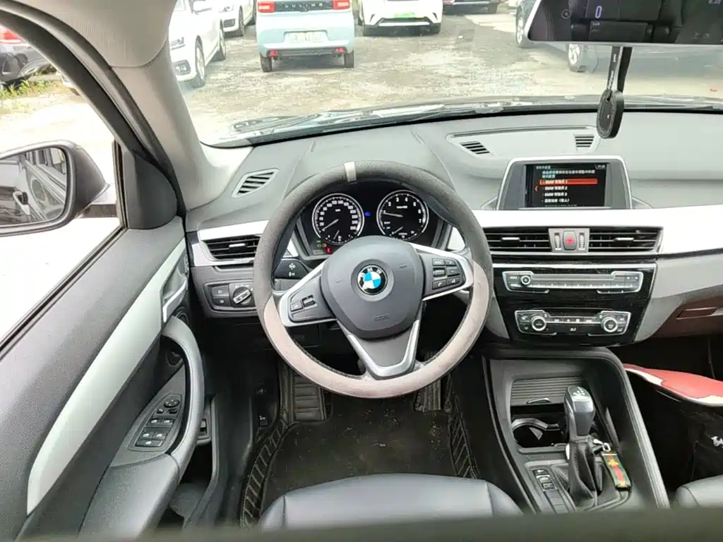 BMW X1 — миниатюра 11