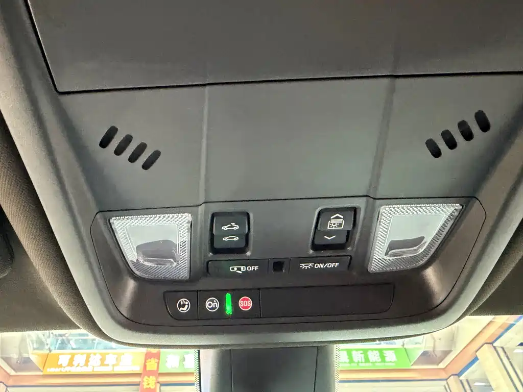 Cadillac XT6 — миниатюра 15