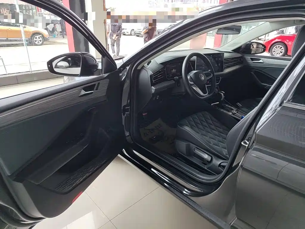 Volkswagen Sagitar — миниатюра 16