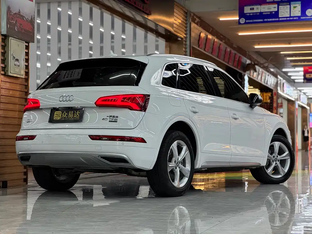 Audi Q5L — миниатюра 3