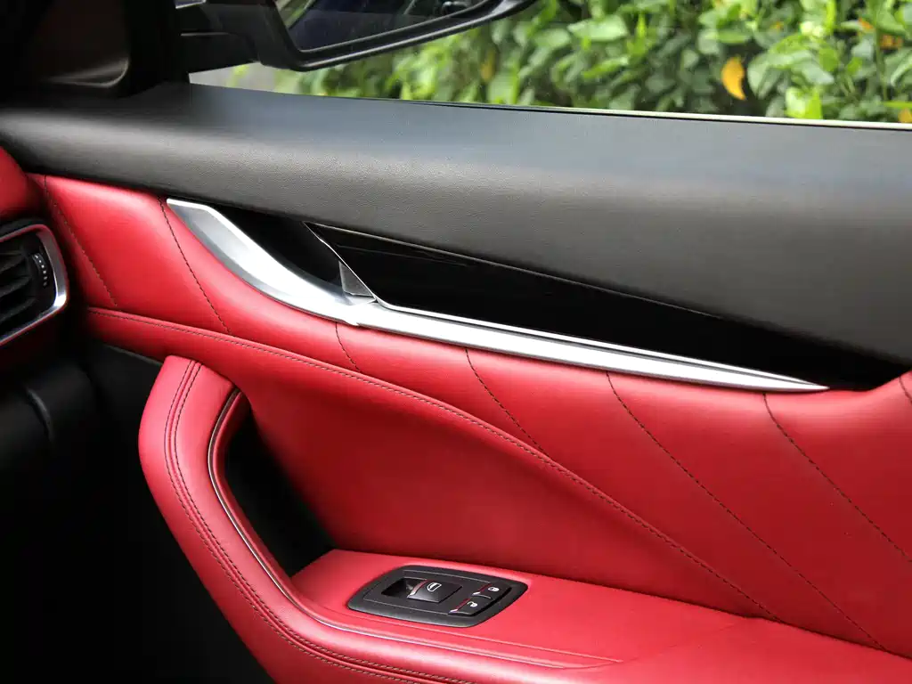 Maserati Levante — миниатюра 18