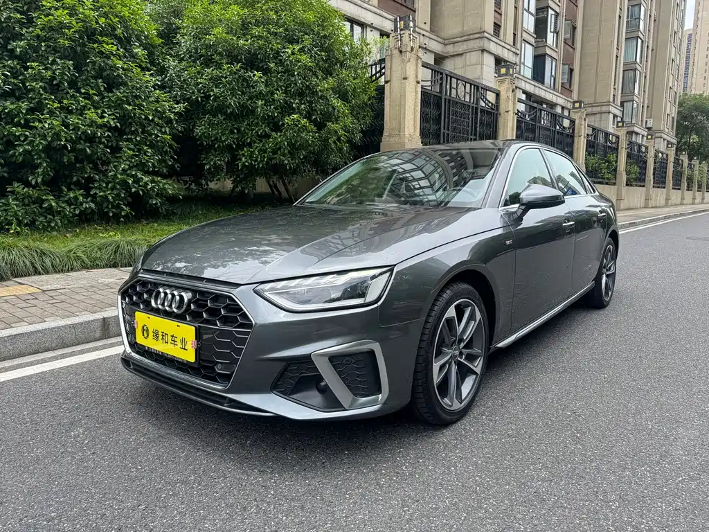 Купить Audi A4L