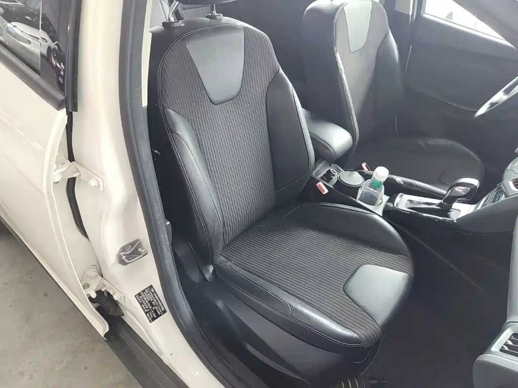 Ford Focus — миниатюра 25