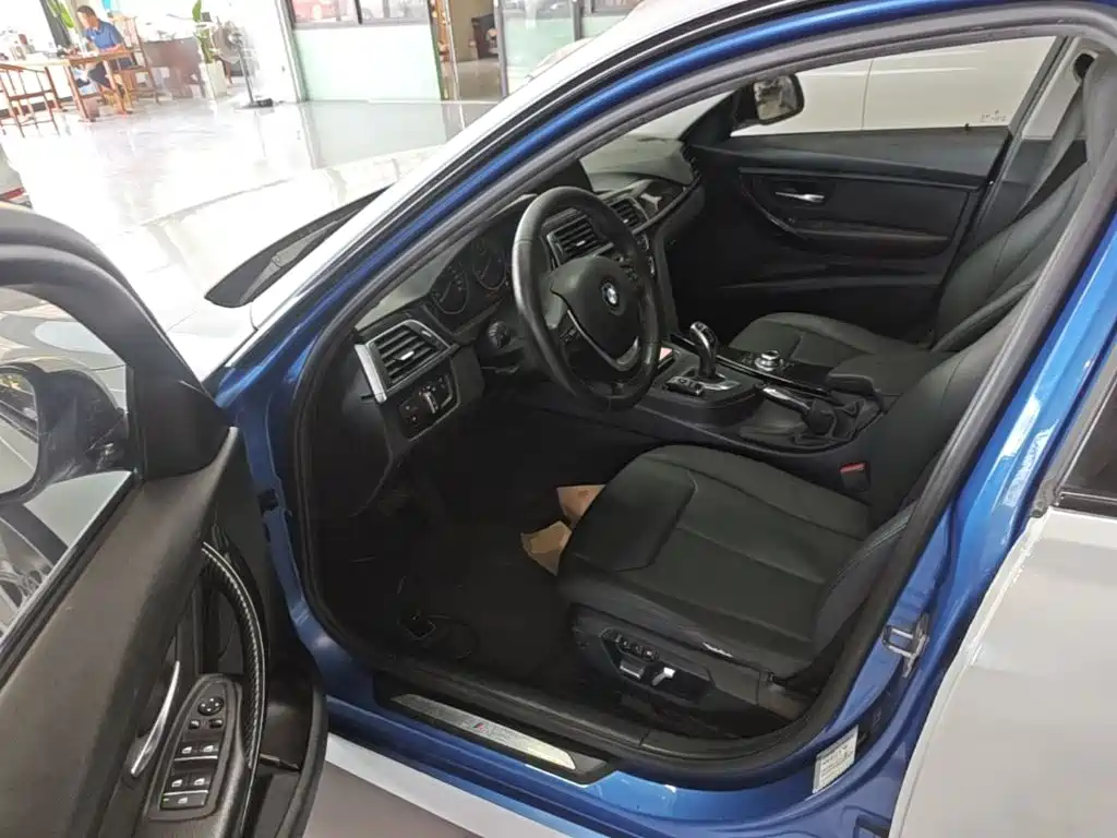 BMW 3 Series — миниатюра 16