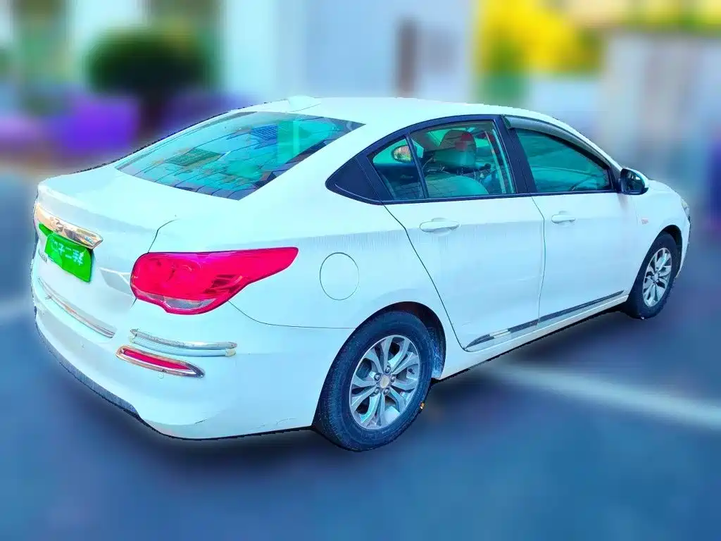 Chevrolet Cavalier — миниатюра 4
