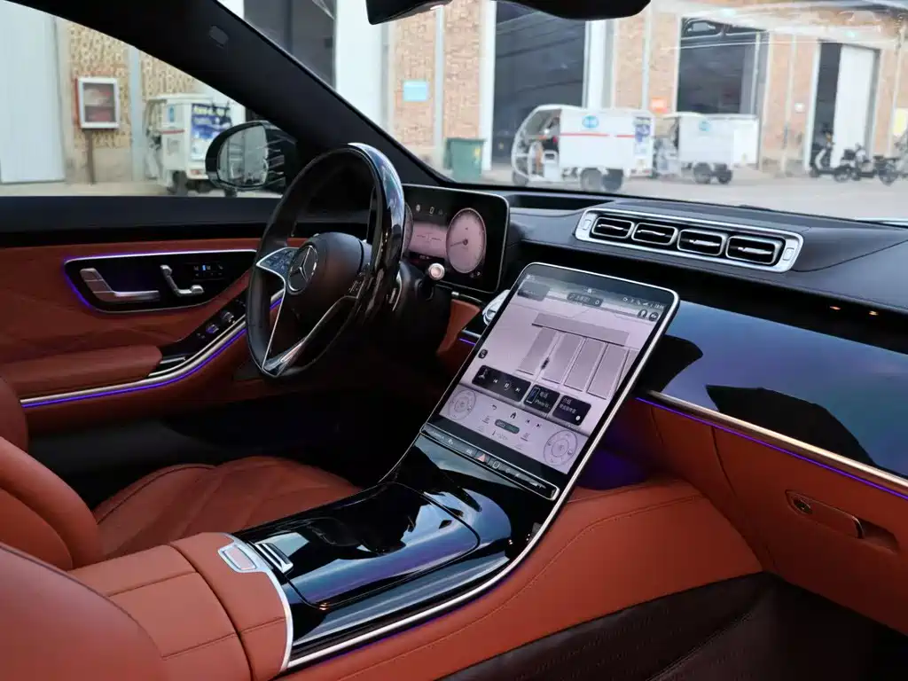 Mercedes-Benz S-Class — миниатюра 17