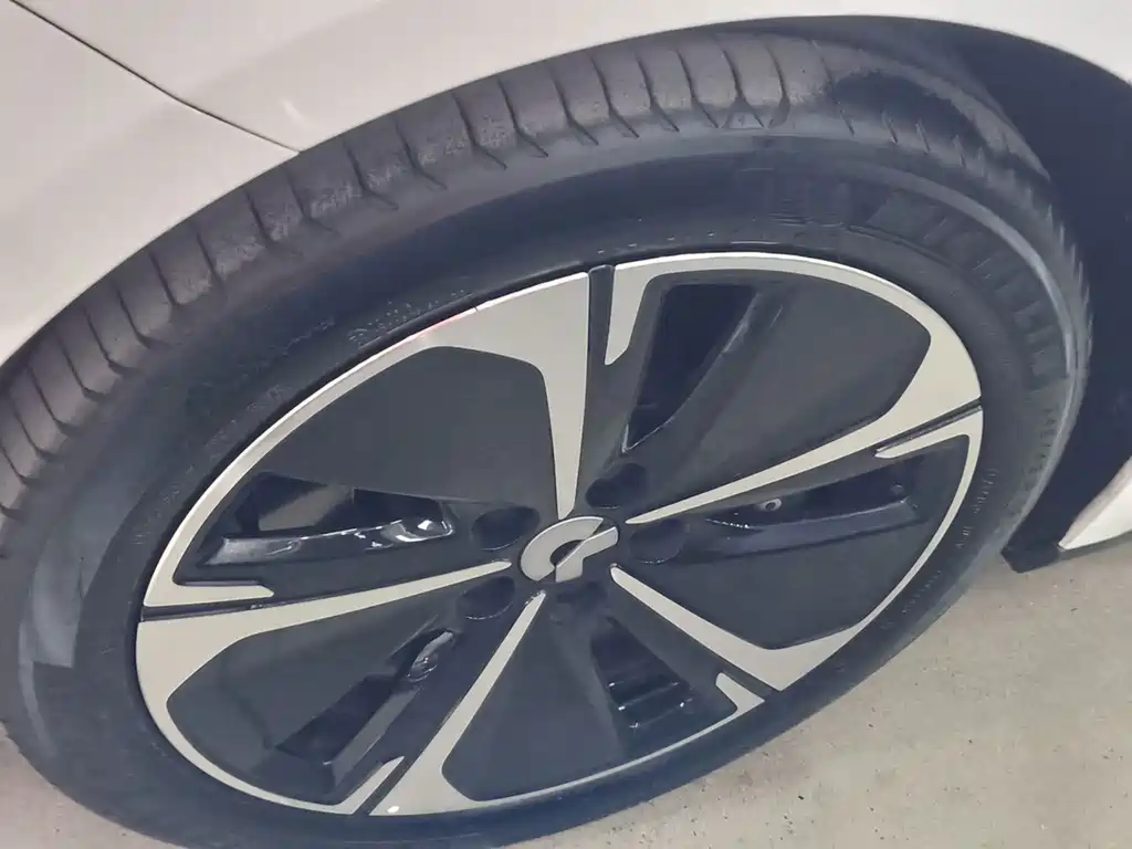 NIO ET5T — миниатюра 8
