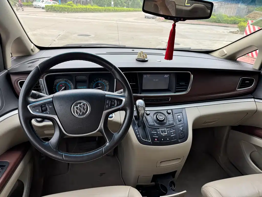 Buick GL8 2014 2.4L LT Luxury Executive