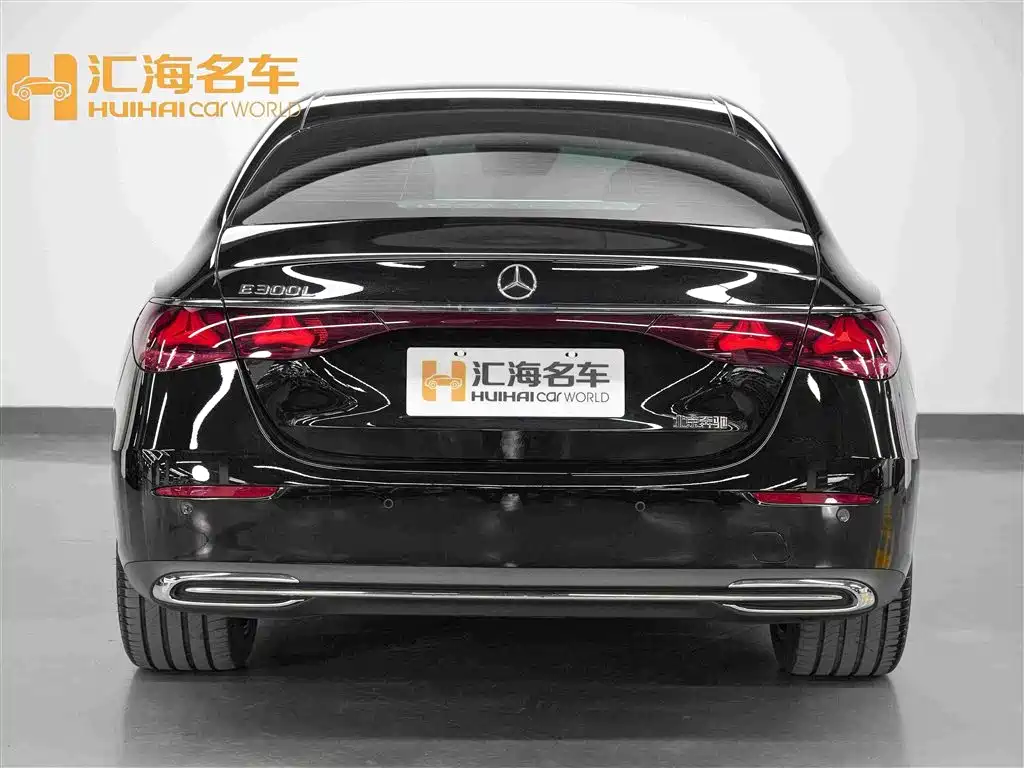 Mercedes-Benz E-Class — миниатюра 5