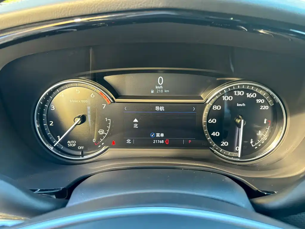 Cadillac XT5 — миниатюра 8