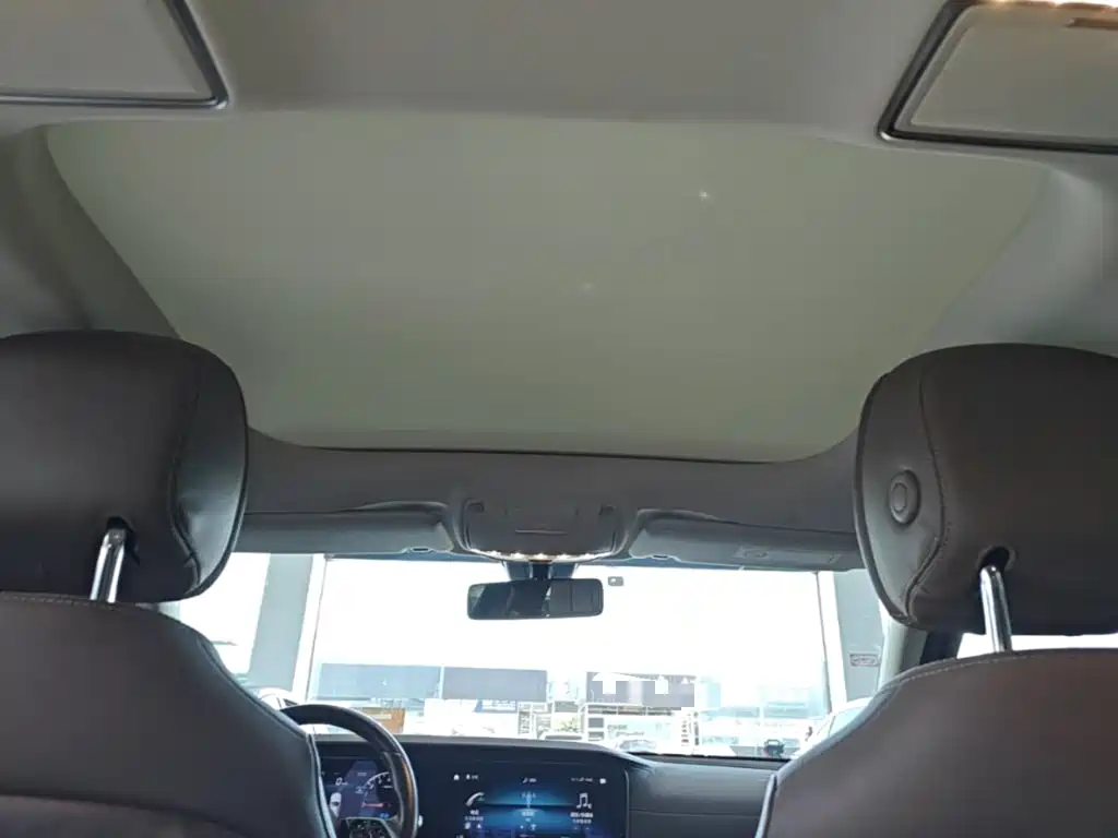 Mercedes-Benz E-Class New Energy — миниатюра 18