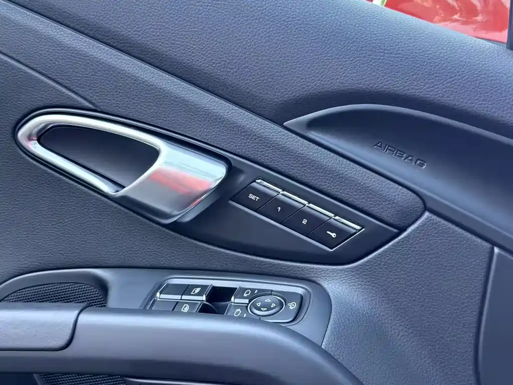 Porsche 718 2020 Cayman 2.0T