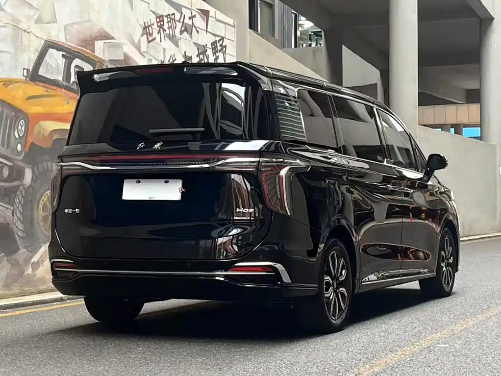 Hongqi Hongqi HQ9 — миниатюра 5