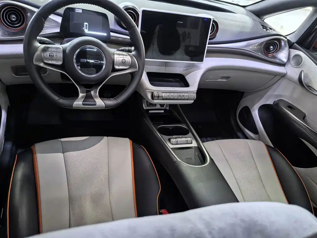 BYD Dolphin — миниатюра 8