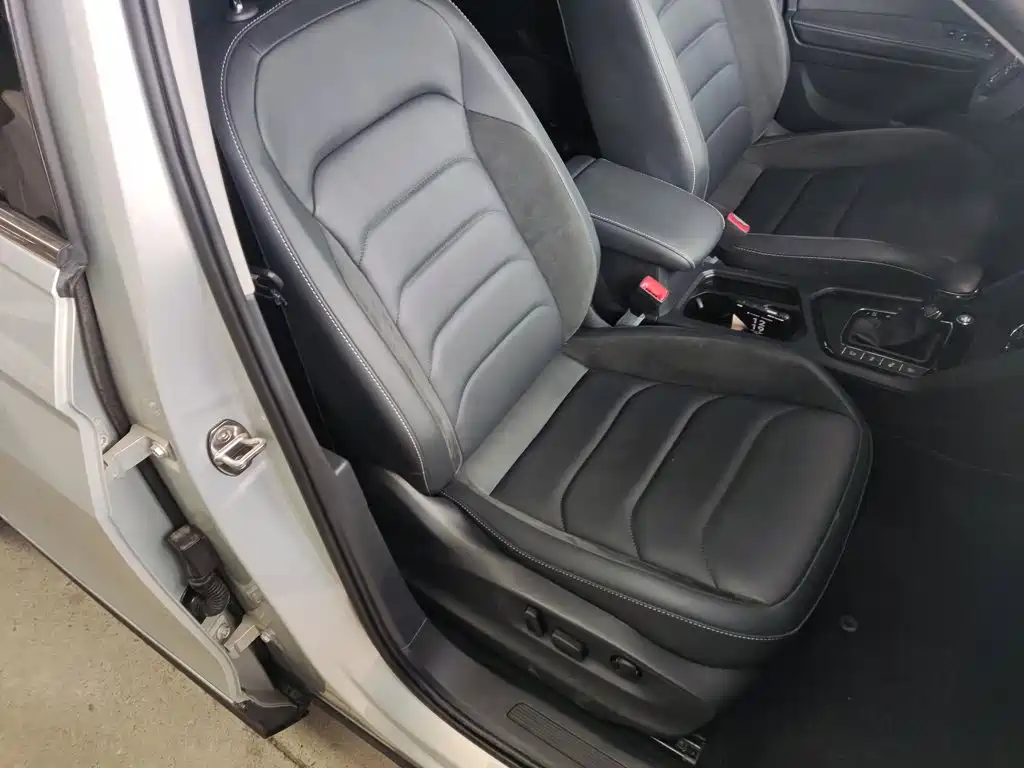 Volkswagen Tiguan L — миниатюра 25