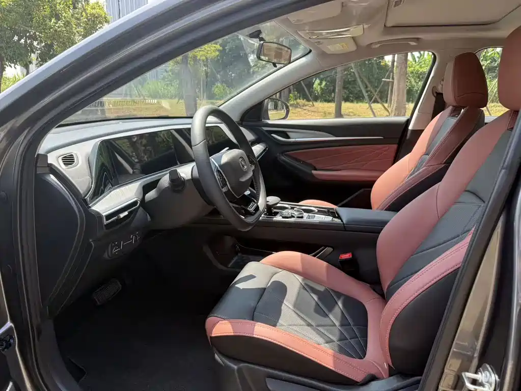 Changan Eado — миниатюра 6