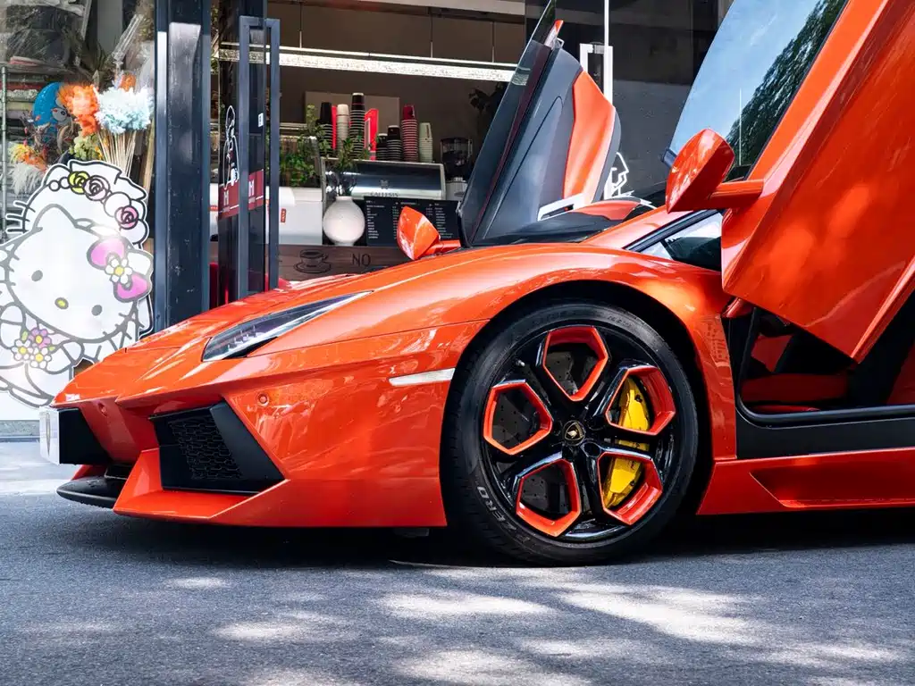 Lamborghini Aventador — миниатюра 11
