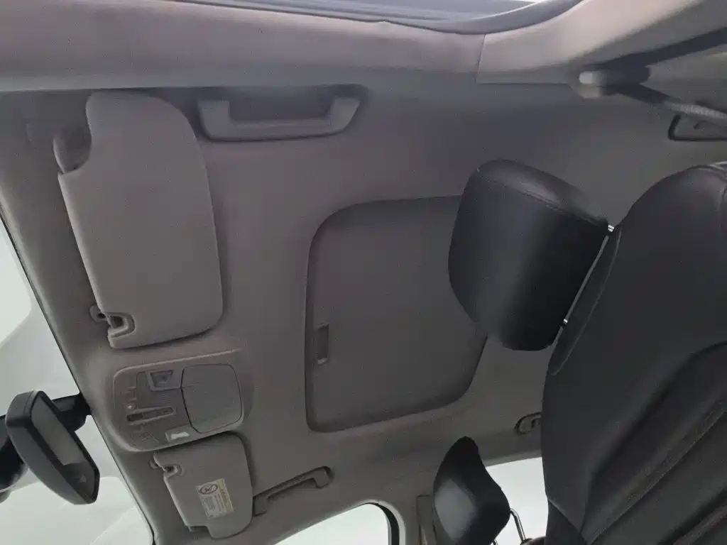 Ford Mondeo — миниатюра 14
