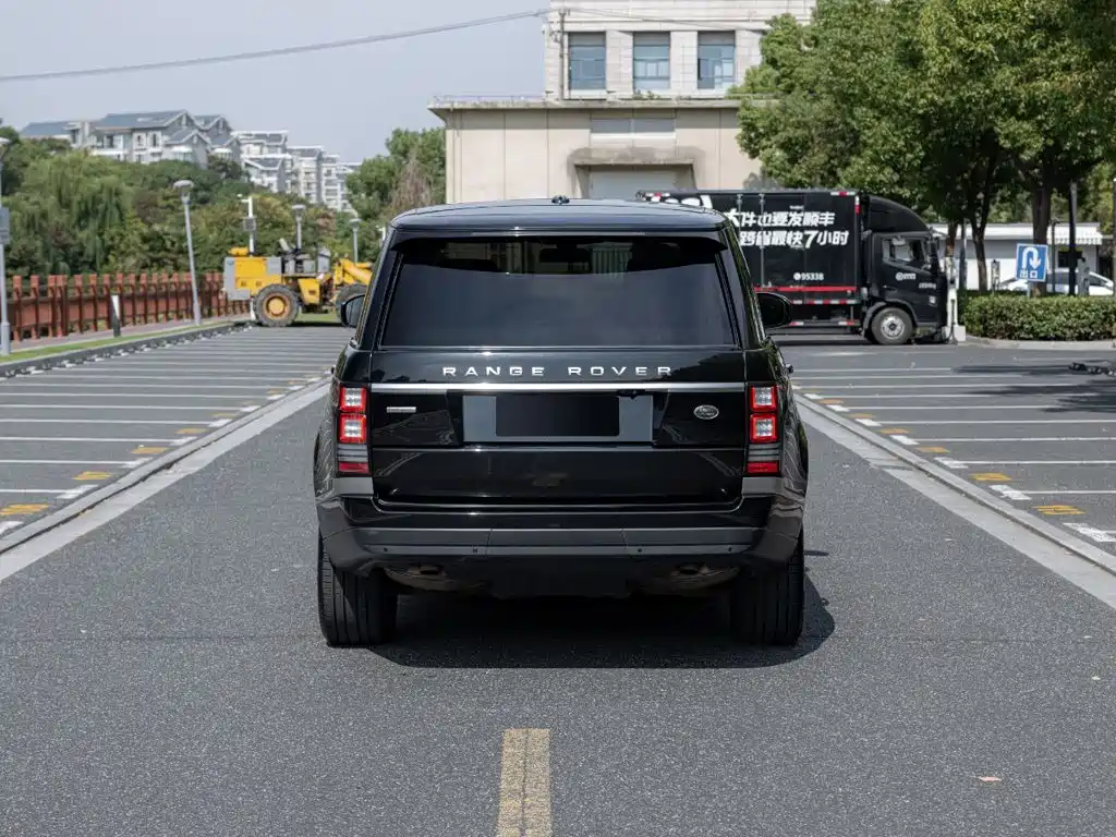 Land Rover Range Rover — миниатюра 5