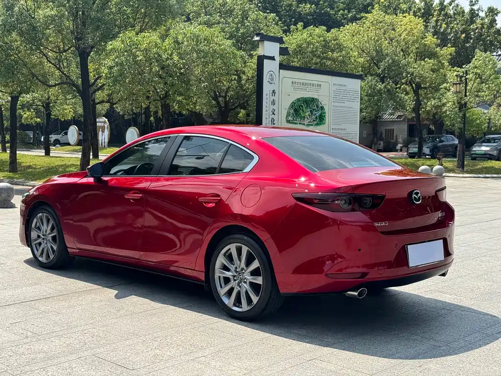 Mazda 3 Axela — миниатюра 13