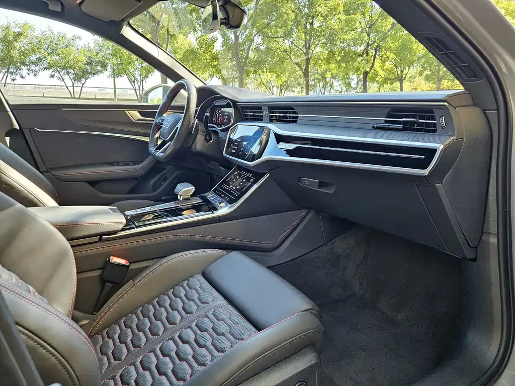 Audi RS 6 — миниатюра 9