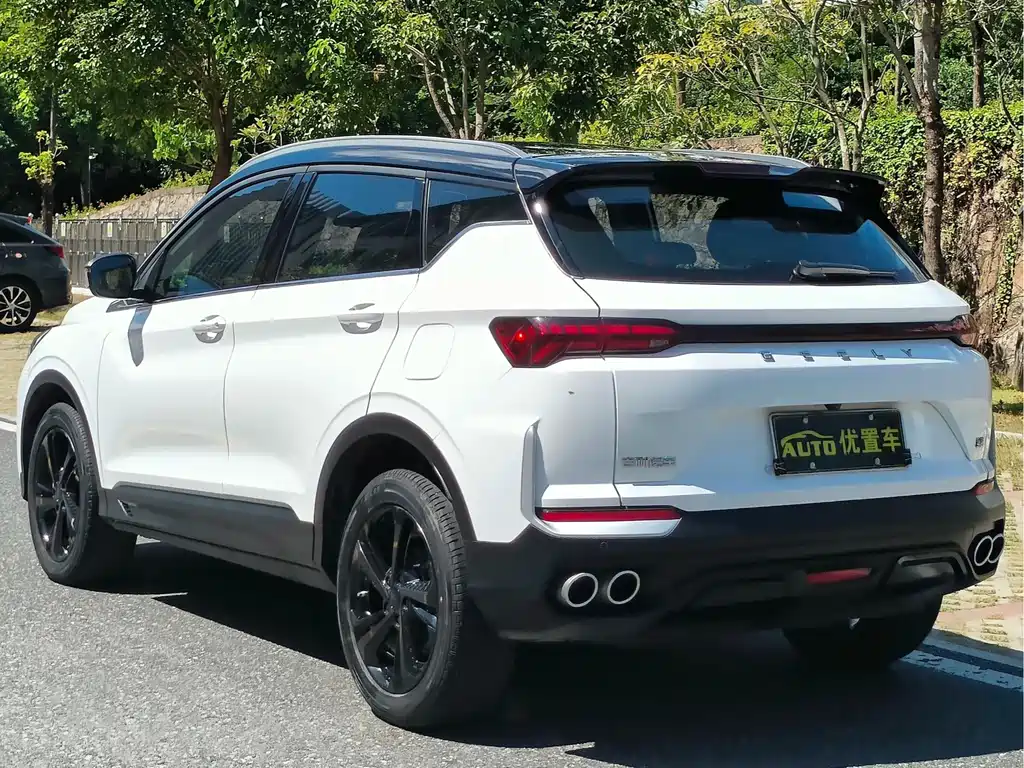 Geely Binyue — миниатюра 13