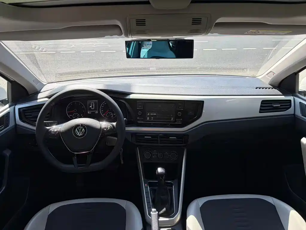 Volkswagen Polo — миниатюра 11