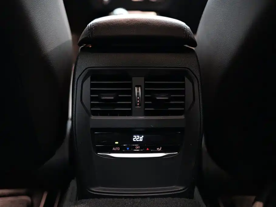 BMW 4 Series — миниатюра 21