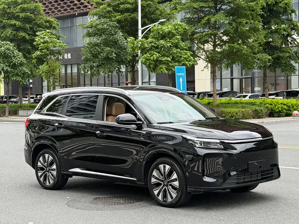 Landian E5 PLUS 2026 165km Ultra 7 мест
