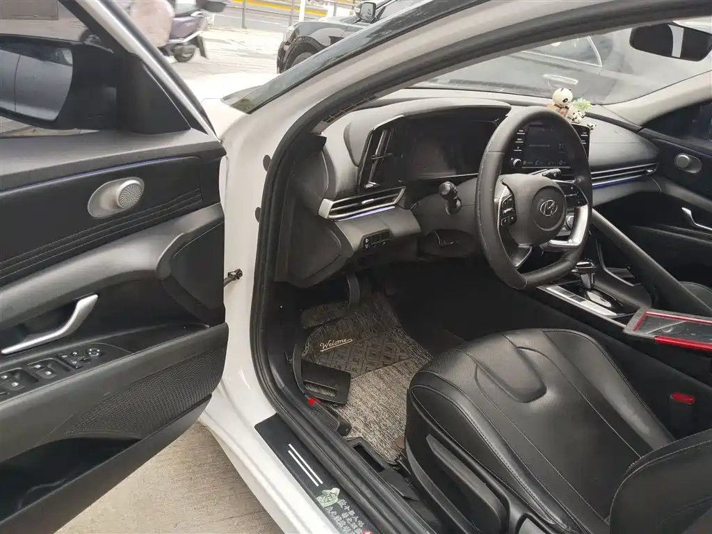 Hyundai Elantra 2021 1.5L CVT GLX Elite