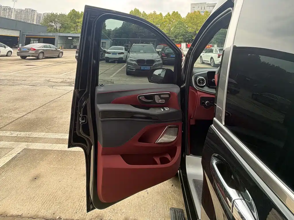 Mercedes-Benz Vito — миниатюра 8