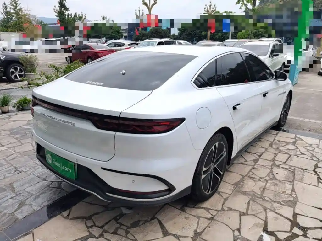 BYD Han — миниатюра 7