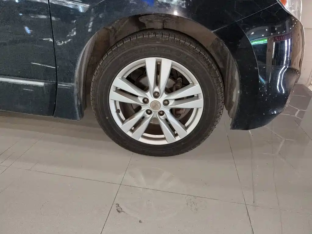 Nissan Quest — миниатюра 24