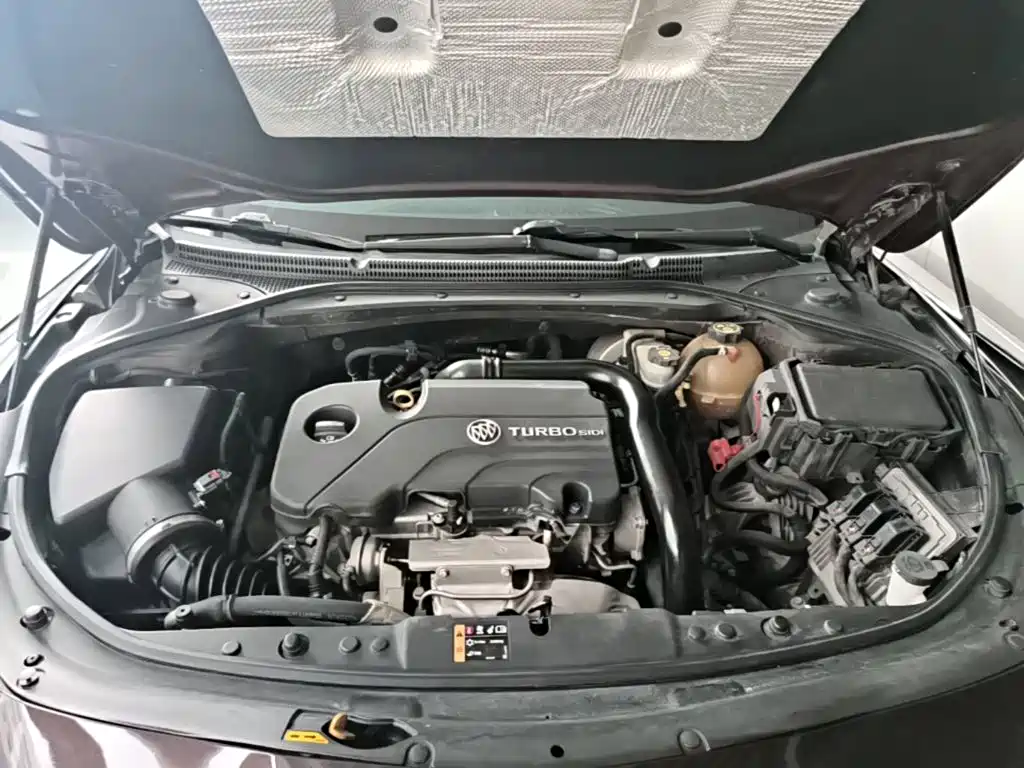 Buick LaCrosse — миниатюра 20