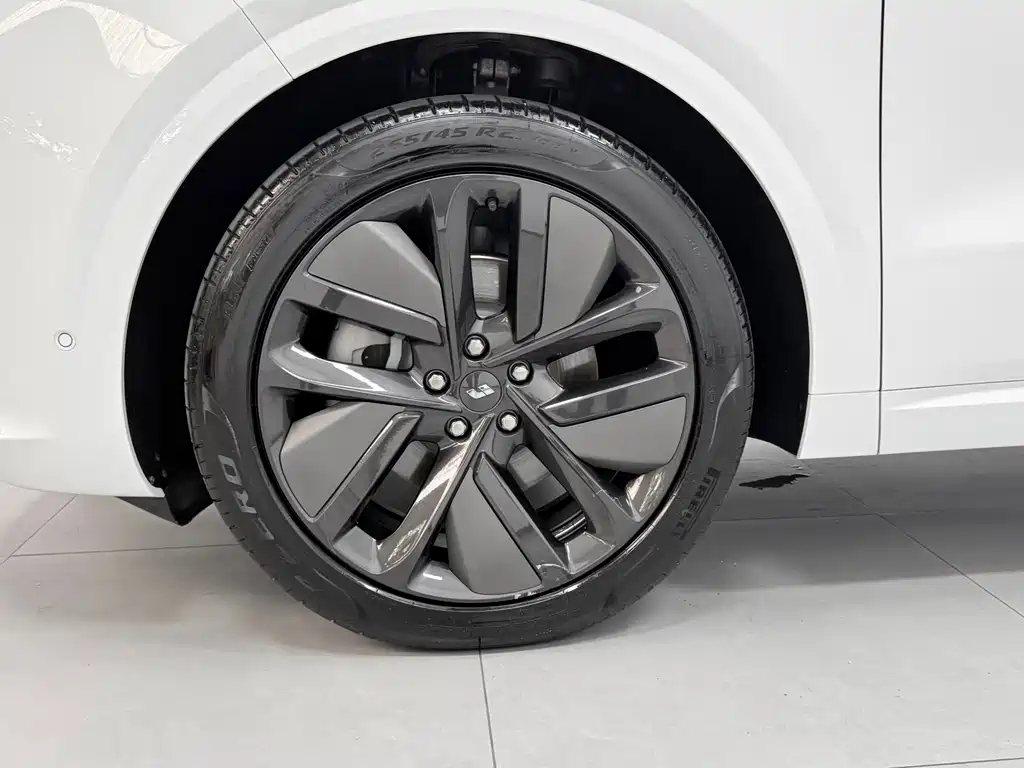 Li Auto Li L6 — миниатюра 12