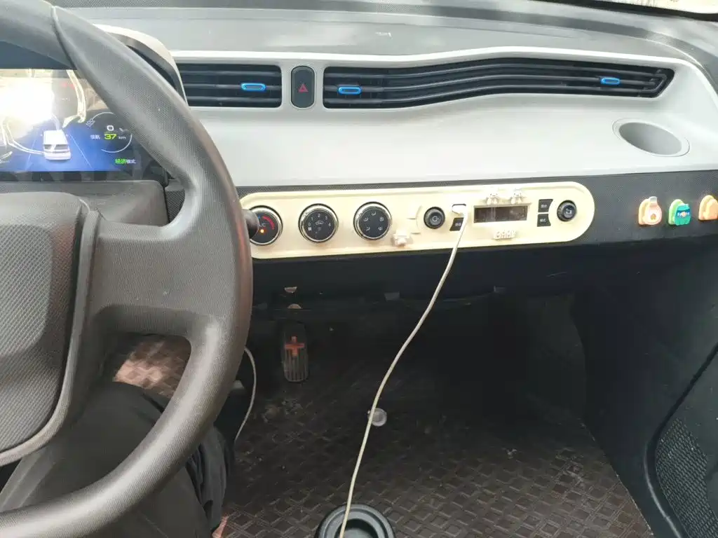 Wuling MINIEV — миниатюра 14