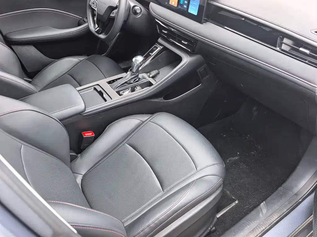 Roewe i5 — миниатюра 13