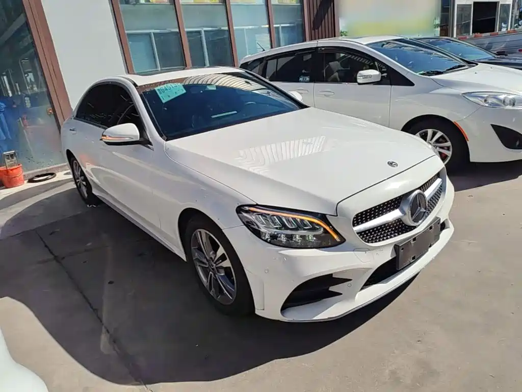Mercedes-Benz C-Class — миниатюра 4