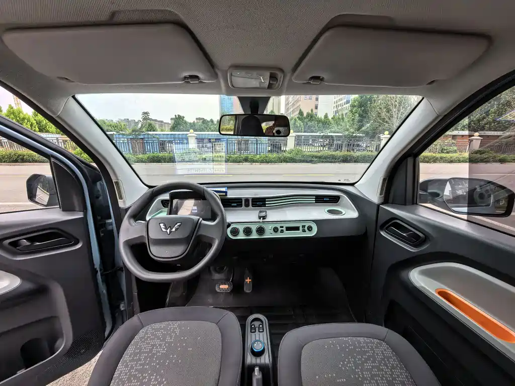 Wuling MINIEV — миниатюра 7