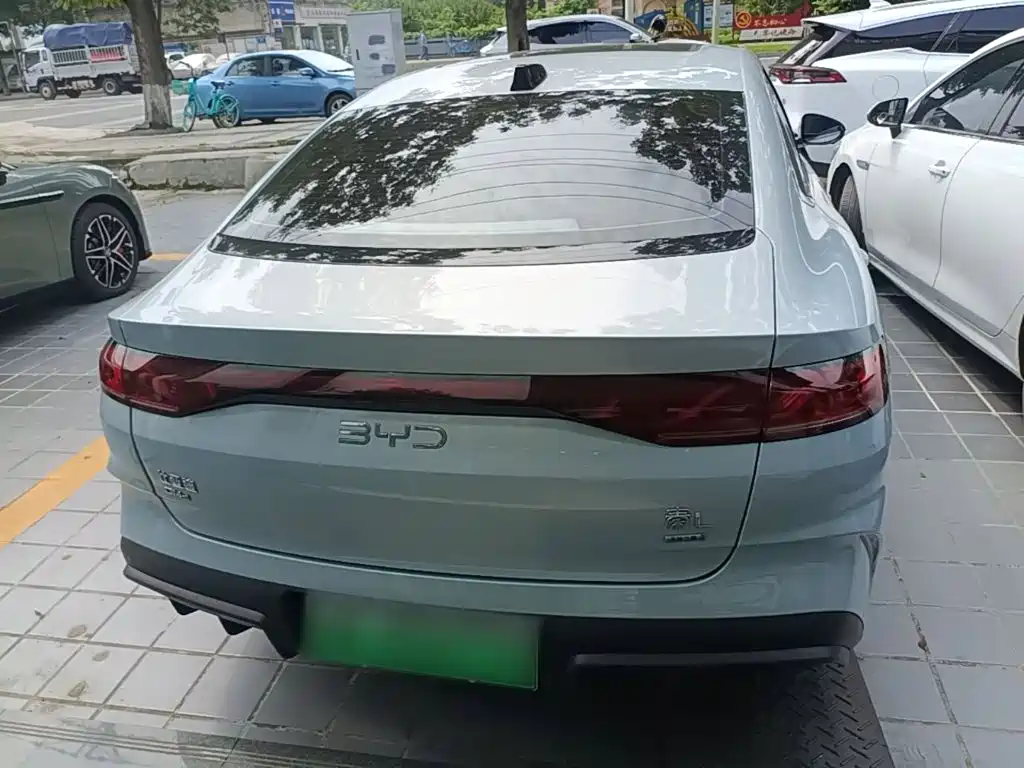 BYD Qin L — миниатюра 6