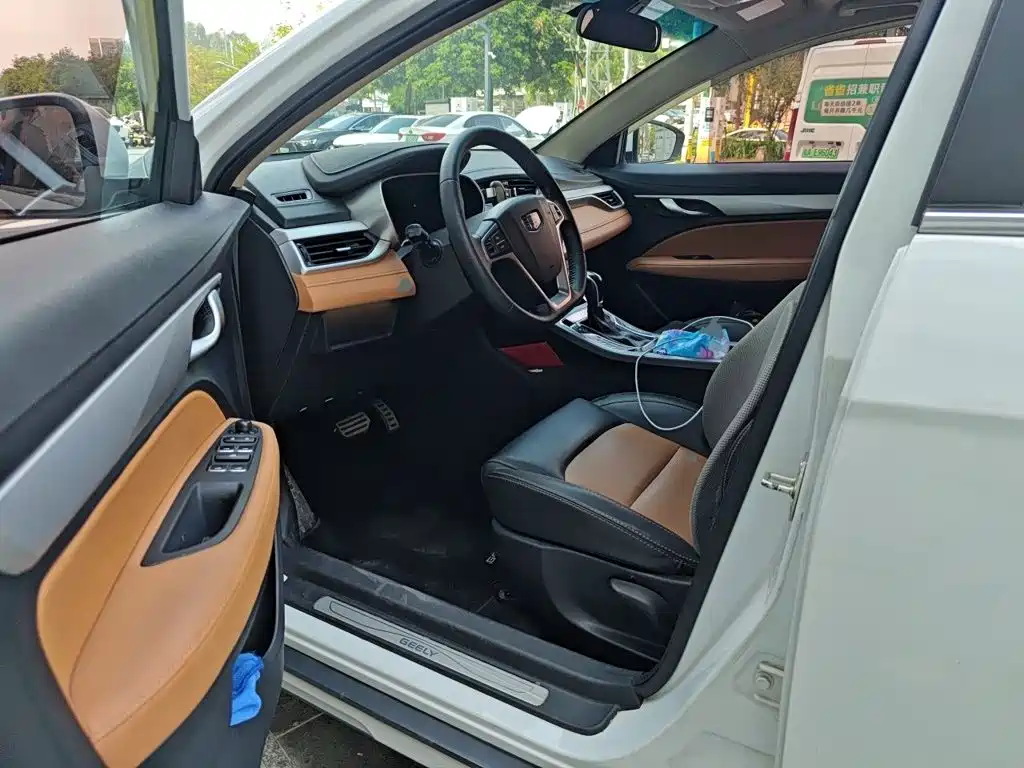 Geely Vision S1 — миниатюра 12