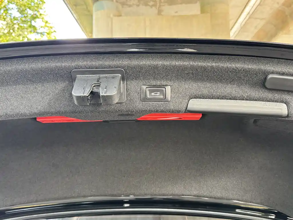 Audi A6L — миниатюра 14