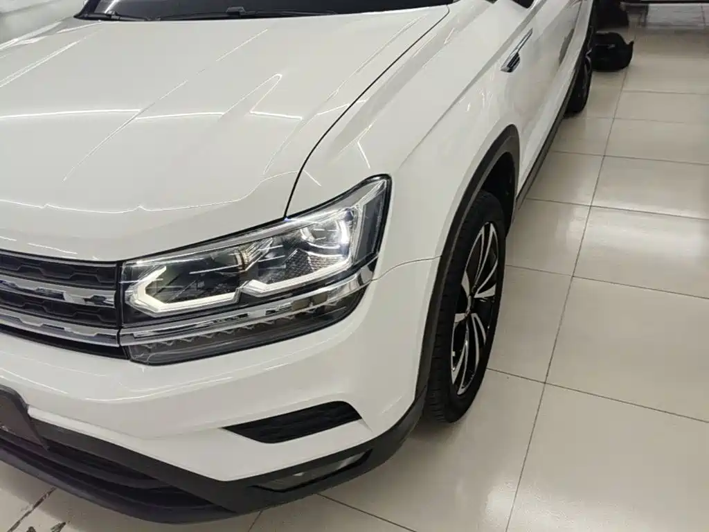 Volkswagen Tharu — миниатюра 24