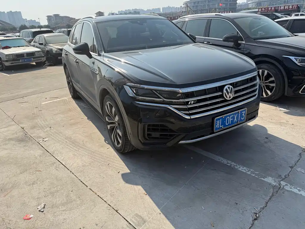 Volkswagen Touareg — миниатюра 3