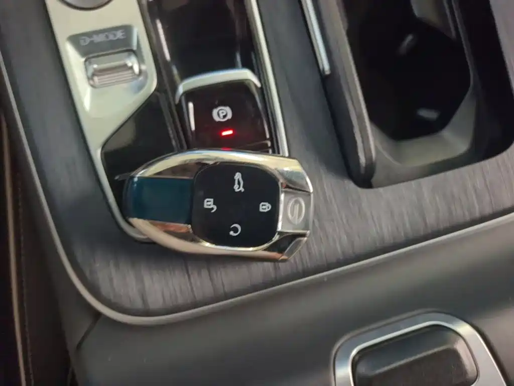 GAC Motor Trumpchi GS8 — миниатюра 9