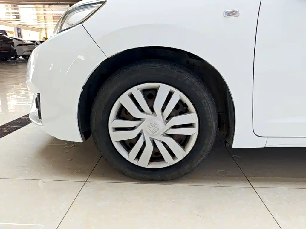 Honda Fit — миниатюра 23
