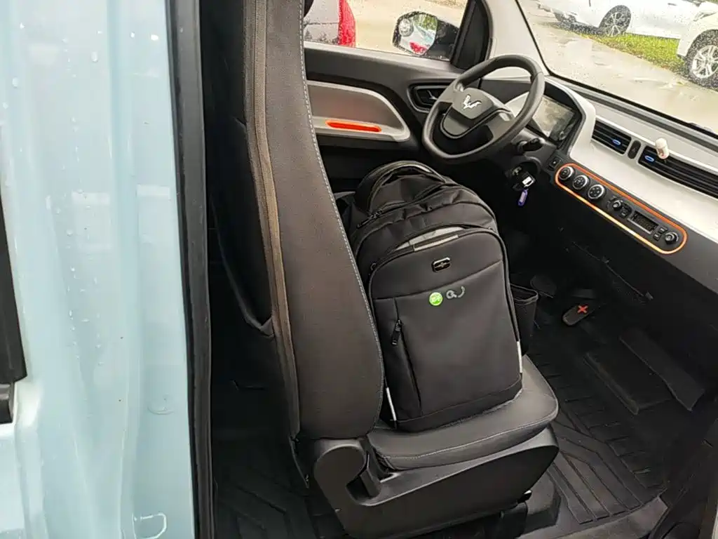 Wuling MINIEV — миниатюра 25