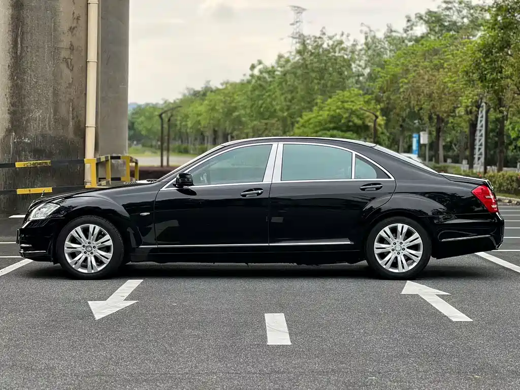 Mercedes-Benz S-Class S 2012 S 300 L Grand Edition