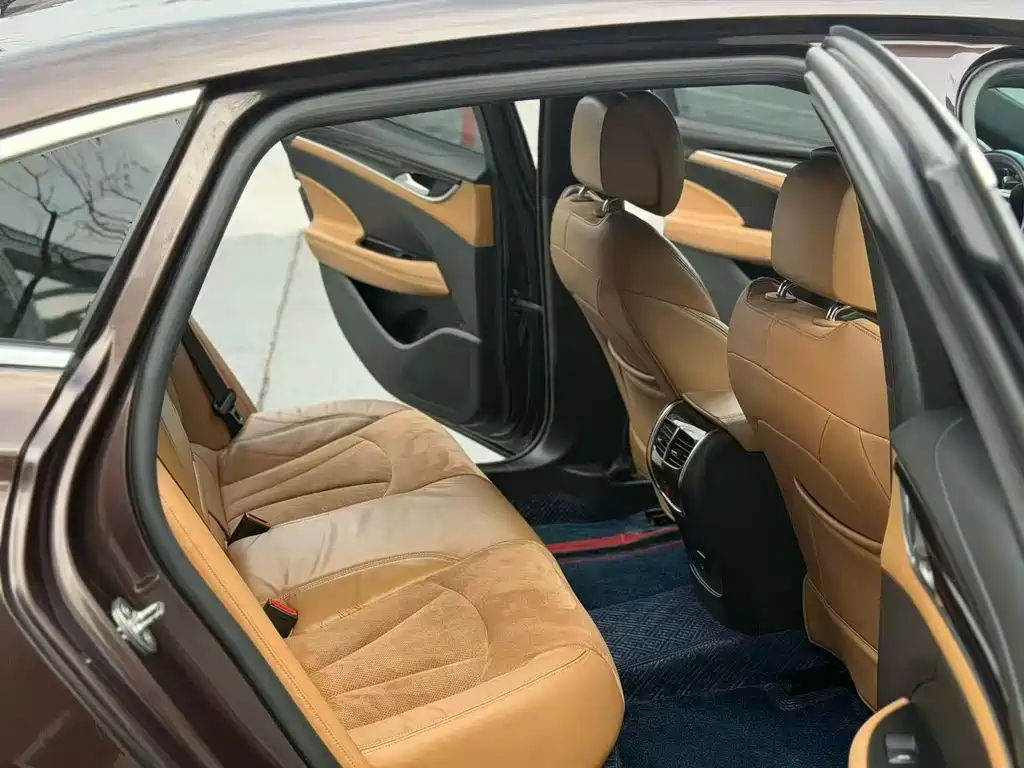 Buick LaCrosse — миниатюра 6