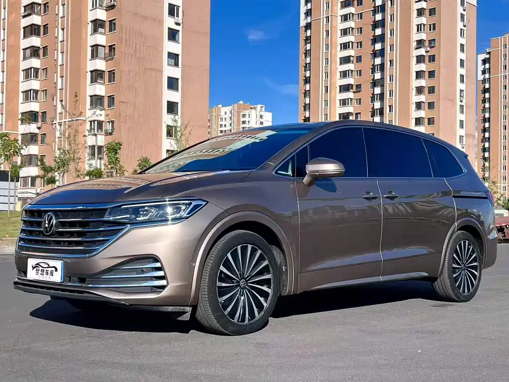 Volkswagen Viloran 2020 380TSI Luxury